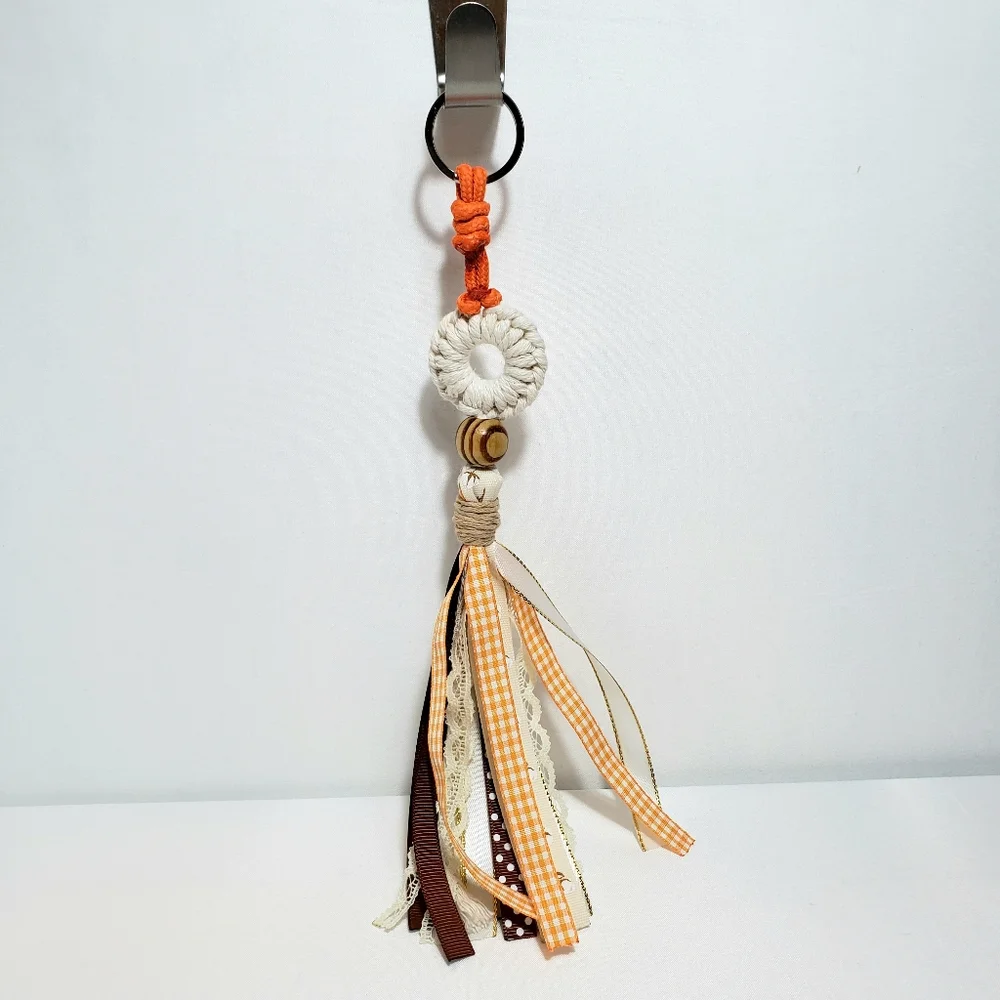 Fall Handcrafted Ribbon Keychain - Picture 3 of 8